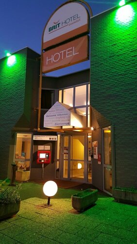 Гостиница Brit Hotel Tours Nord в Туре