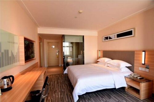 Гостиница City Comfort Inn Luoyang Municipal Government в Лояне