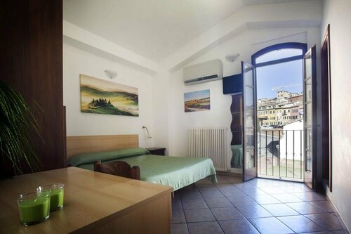 Гостиница Bed And Bed la Primula в Сиене