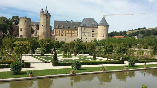 Гостиница Le Curieux в Родезе