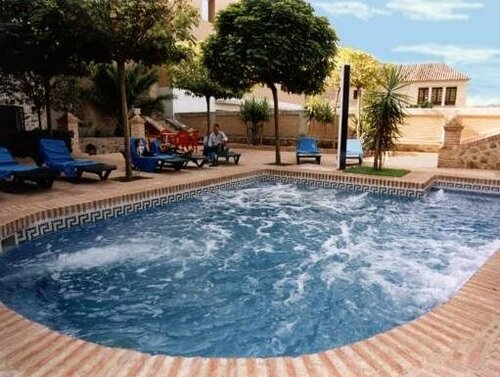 Гостиница Hostal Descalzos в Толедо