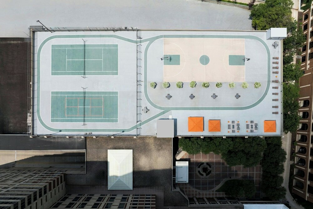 Фото Courtyard by Marriott Downtown Grand Rapids