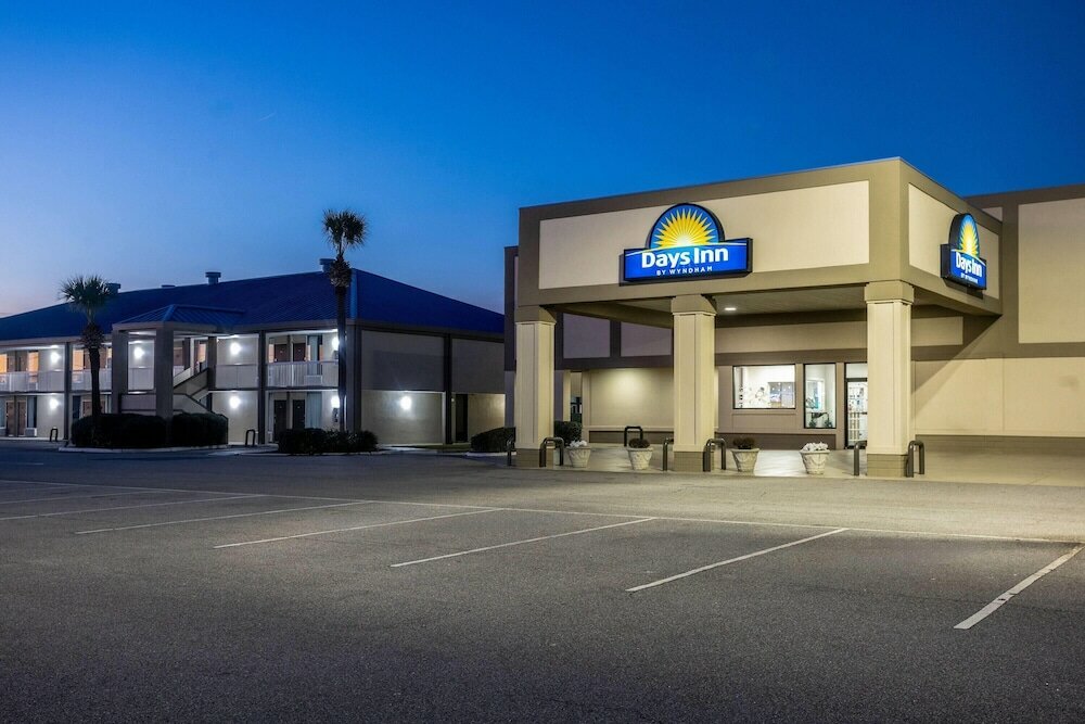 Фото Days Inn by Wyndham Adel I 75