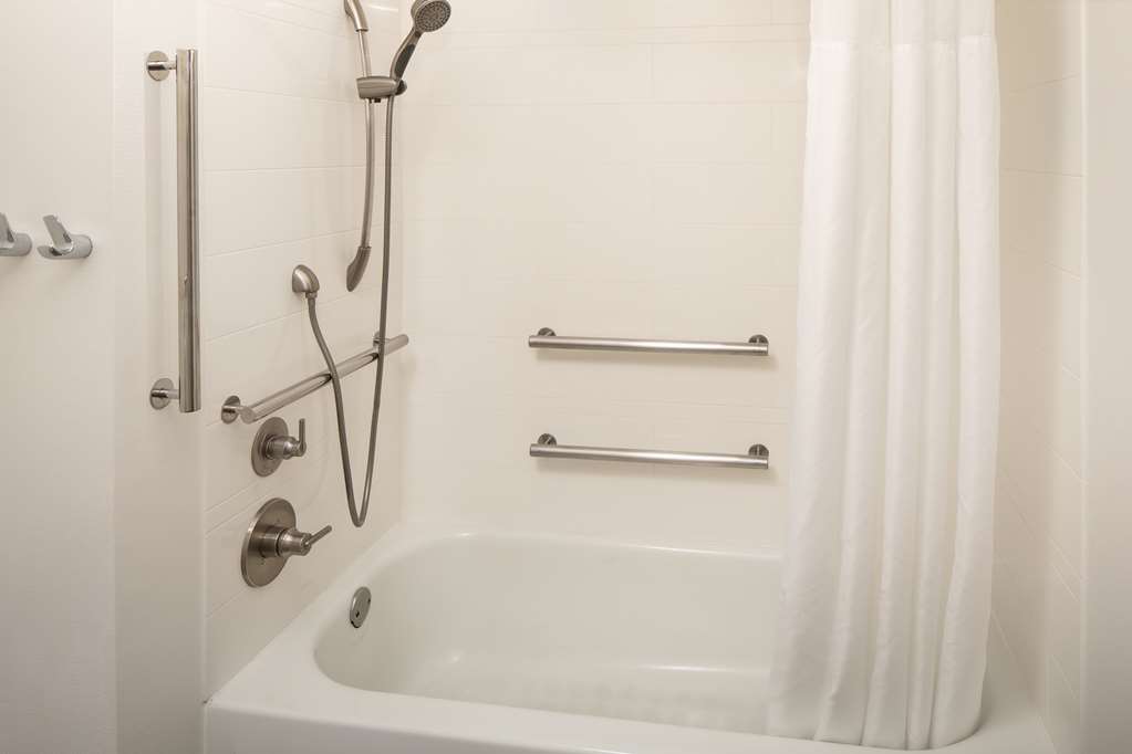 Фото Hampton Inn & Suites Nashville-Airport