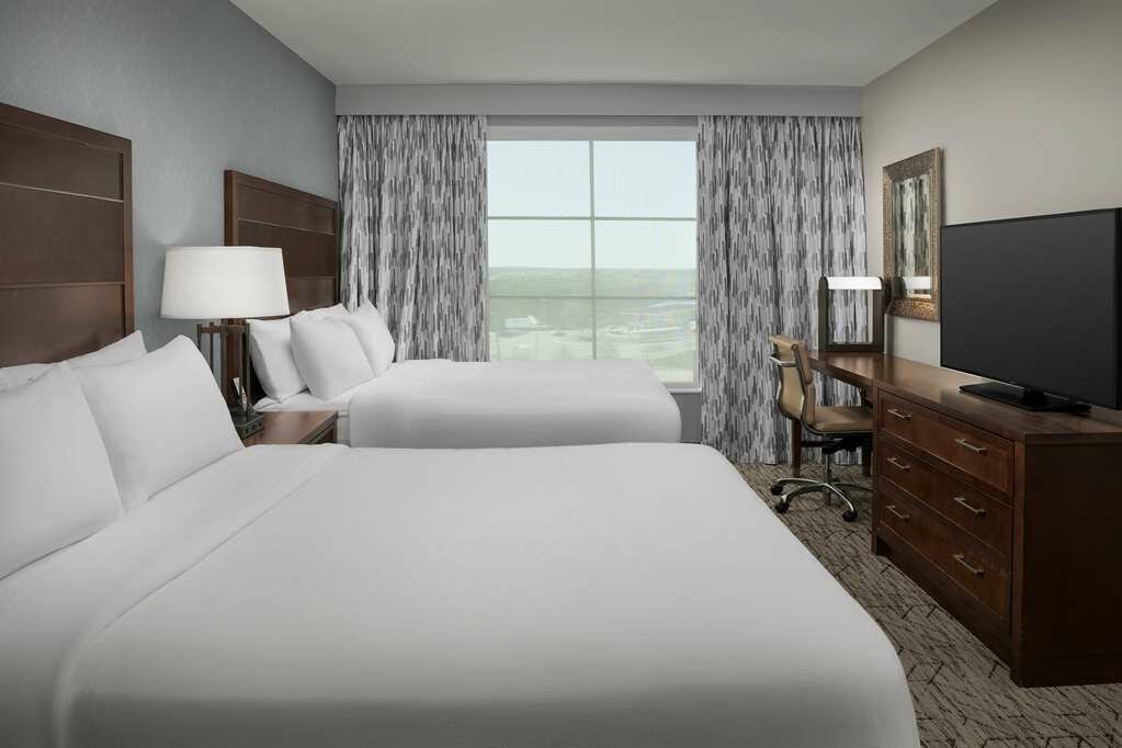 Фото Embassy Suites Springfield