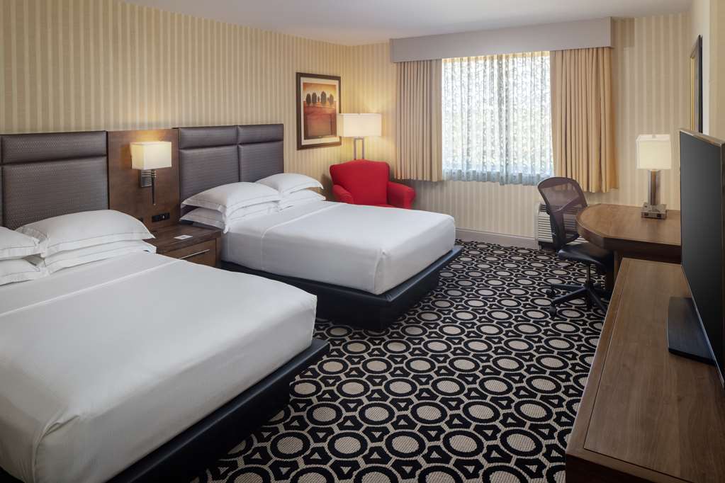 Фото Hilton Chicago/Northbrook