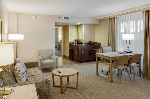 Гостиница Embassy Suites by Hilton Columbus Dublin в Дублине