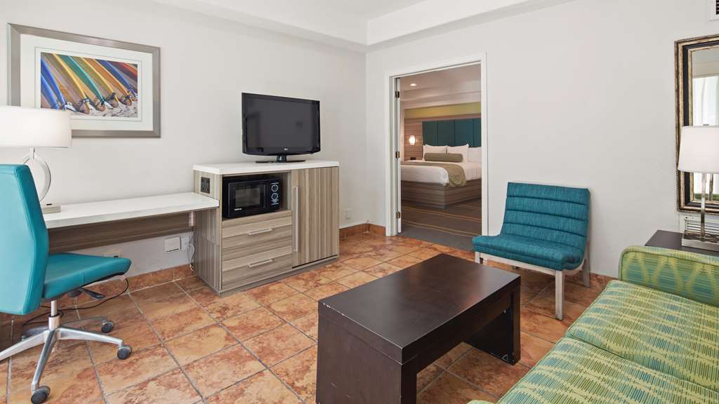 Фото Best Western Plus Oceanside Inn