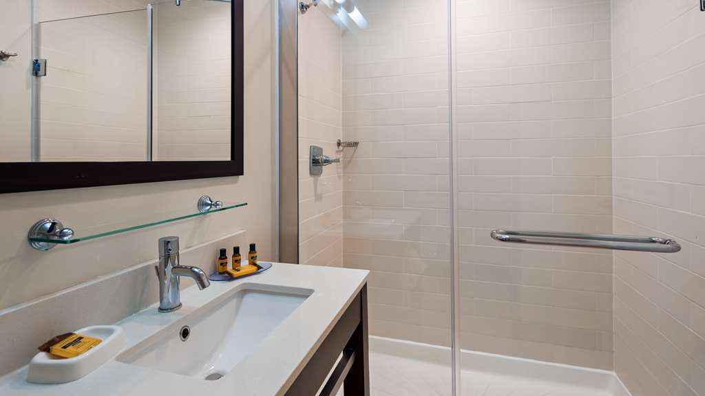Фото Best Western Plus Philadelphia Convention Center Hotel