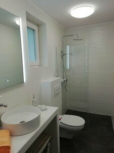 Гостиница Holiday house Lona в Цриквенице