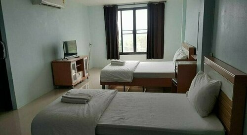 Гостиница Sutharnlai Apartment в Супханбури