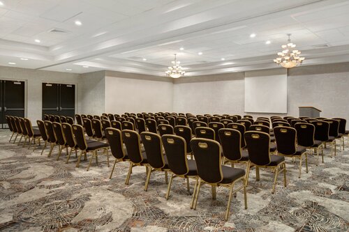 Гостиница Crowne Plaza Auburn Hills, an Ihg Hotel в Оберн Хиллс