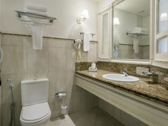 Фото 48156393056