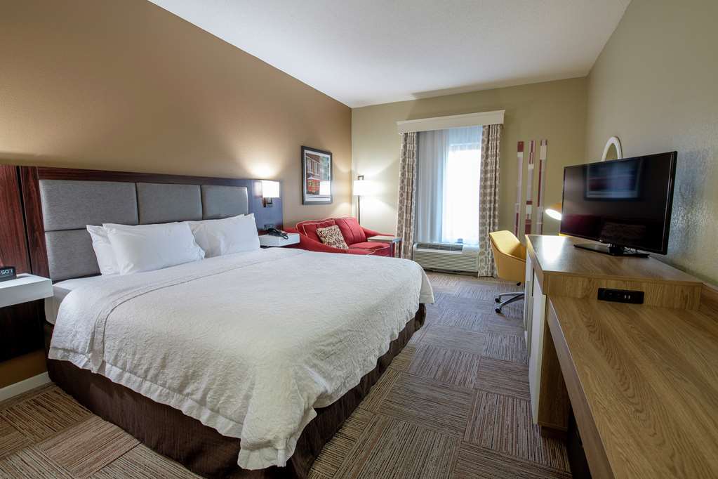 Фото Hampton Inn & Suites Lafayette