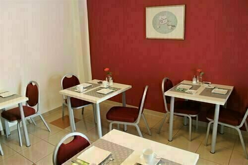 Гостиница Hotel Zum Löwen в Бад-Хомбурге