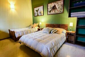 Гостиница La Tosca Hostel в Пуэрто-Мадрине