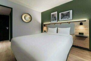 Гостиница Campanile Nature Paris Ouest Gennevilliers Port