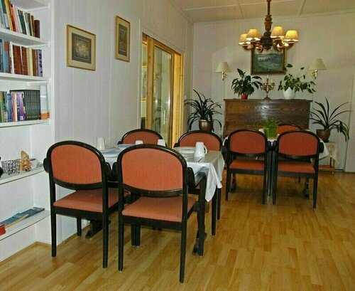 Гостиница Hamar Booking в Хамаре