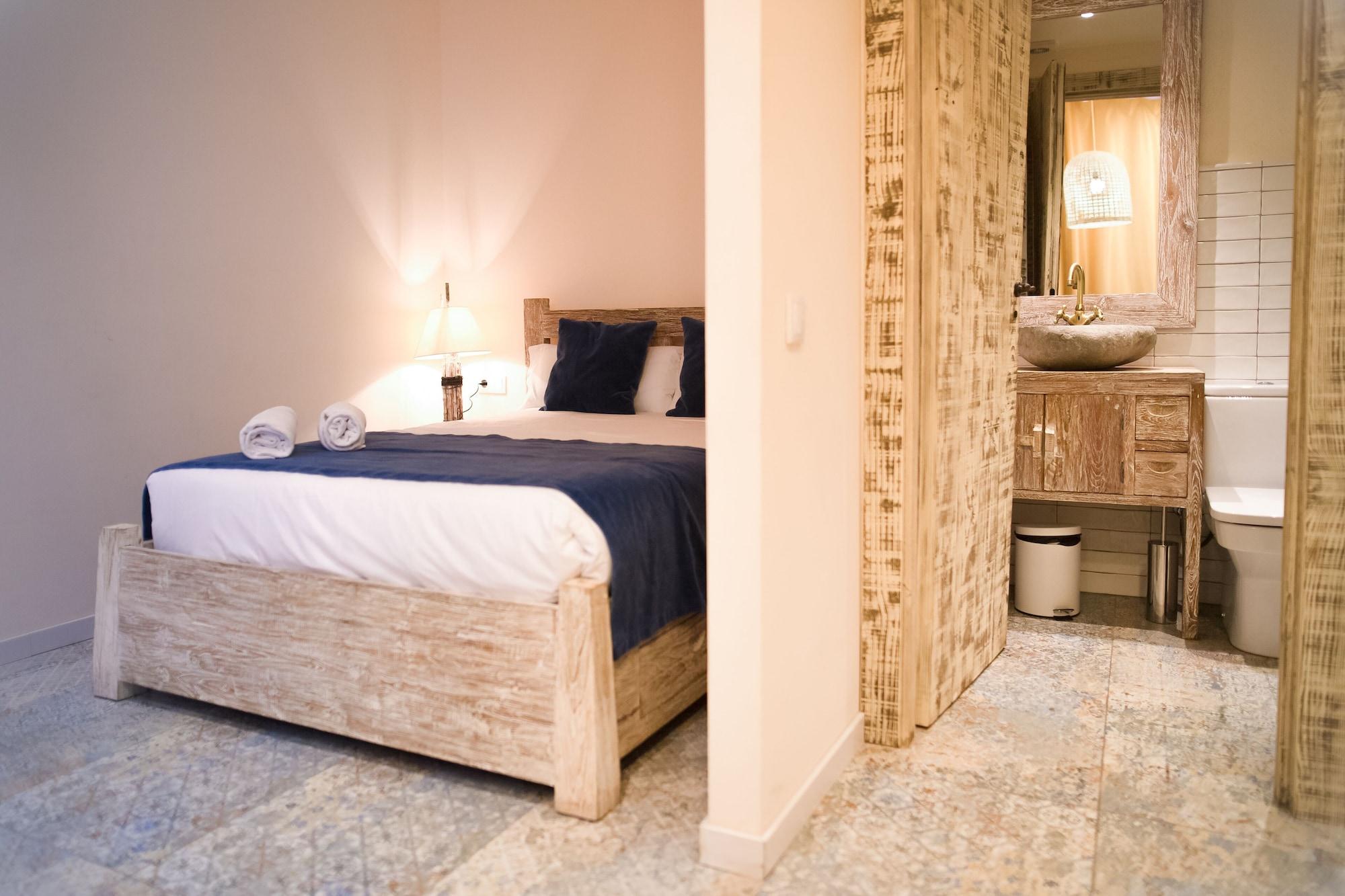 Фото La Bodega Suites