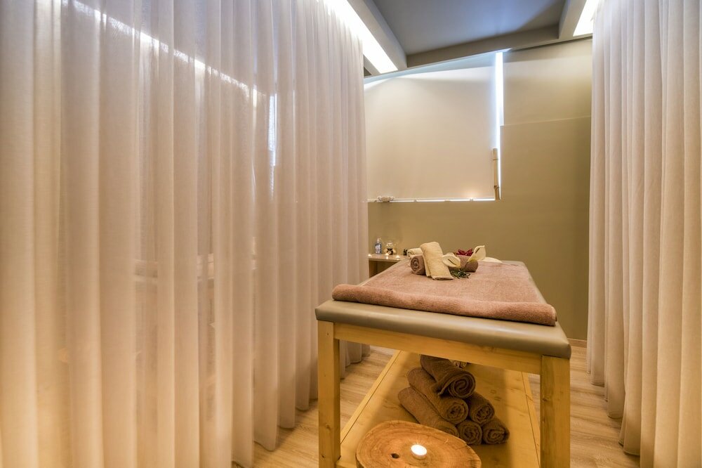 Фото Semiramis Village