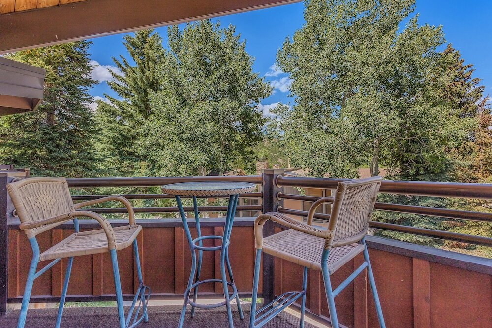 Фото Laurelwood, A Destination Residence