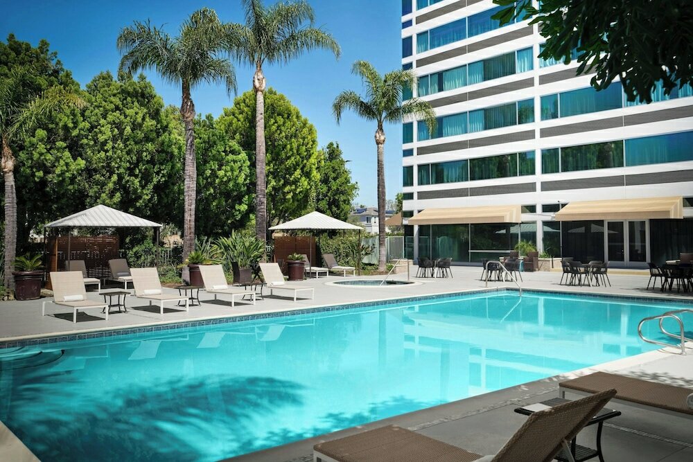 Фото Sheraton Ontario Airport Hotel