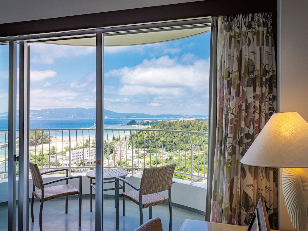 Фото Okinawa Kariyushi Beach Resort Ocean SPA