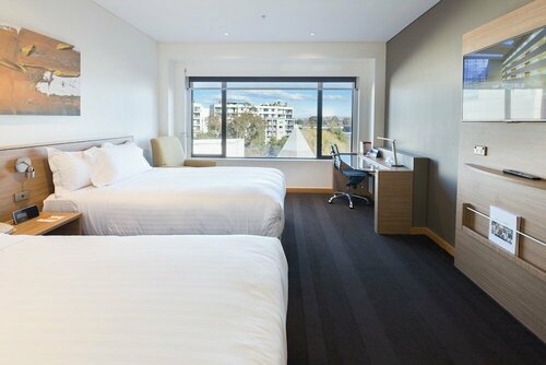 Внешний вид отеля Crowne Plaza Canberra в Канберре, фото 5