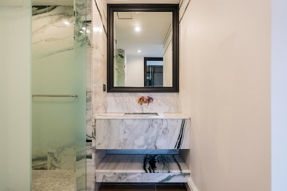 Фото The May Hotel