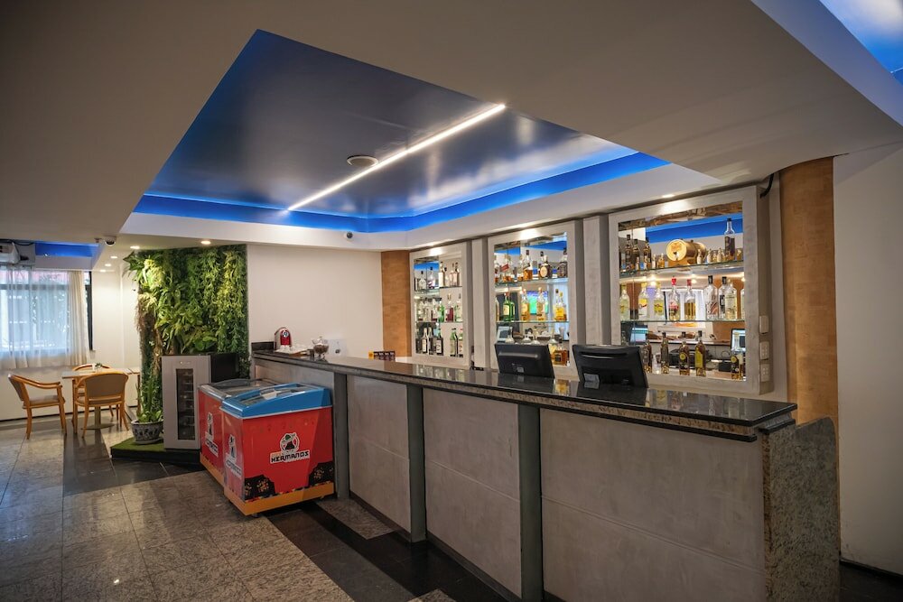 Фото Abbeville Hotel