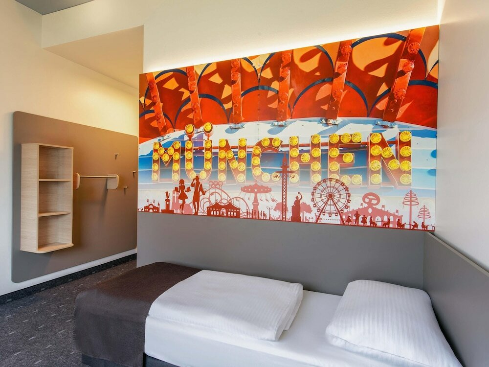 Фото B&b Hotel München City-West