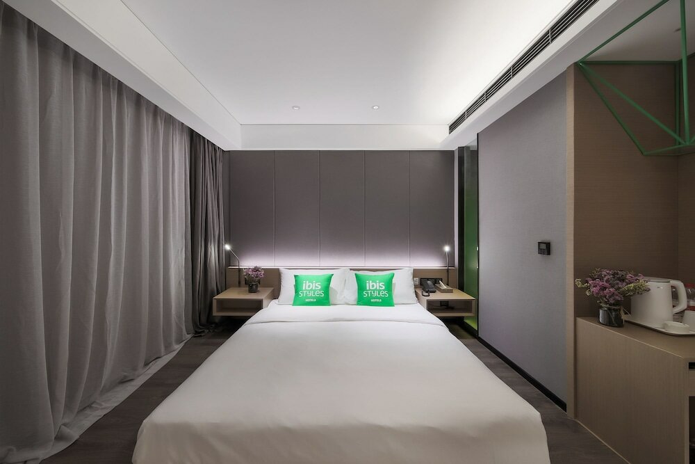 Фото Ibis styles Nanjing South Railway Station North Square Hotel