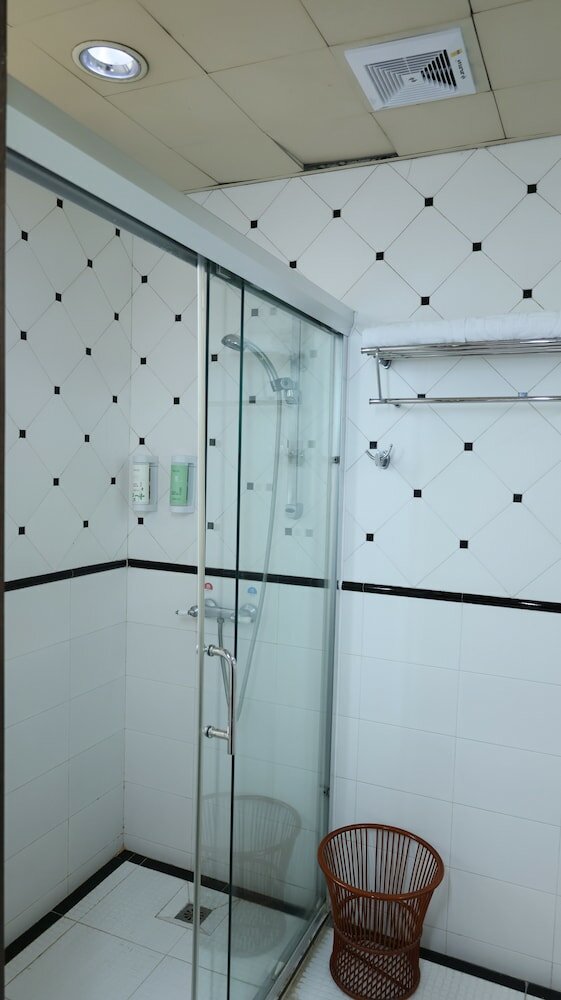 Фото Guangzhou Aiqun Hotel