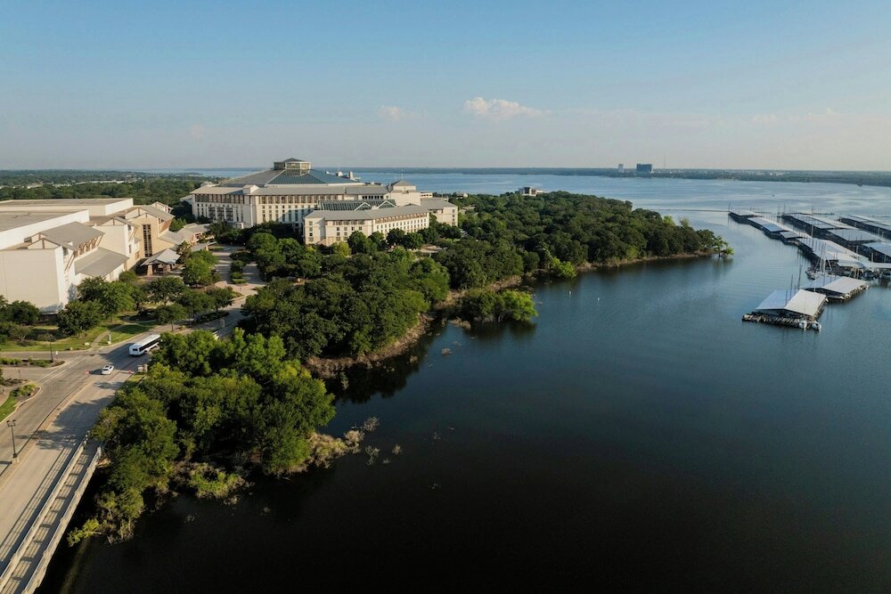 Фото Gaylord Texan Resort & Convention Center