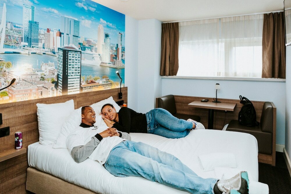 Фото Rotterdam Teleport Hotel