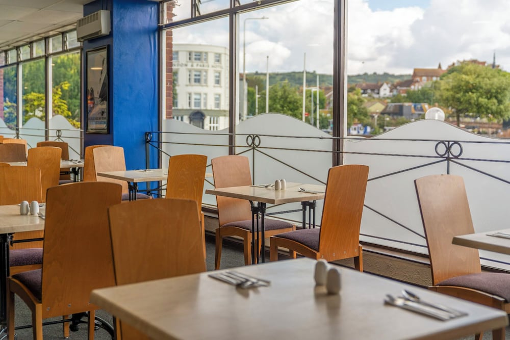Фото Grand Burstin Hotel Folkestone