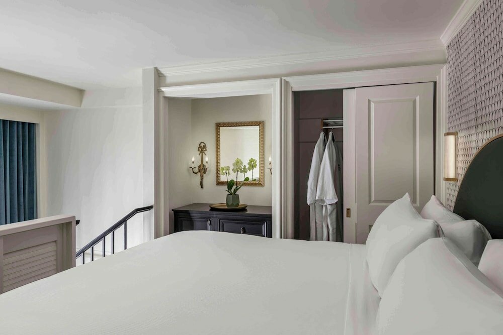 Фото Bourbon Orleans Hotel