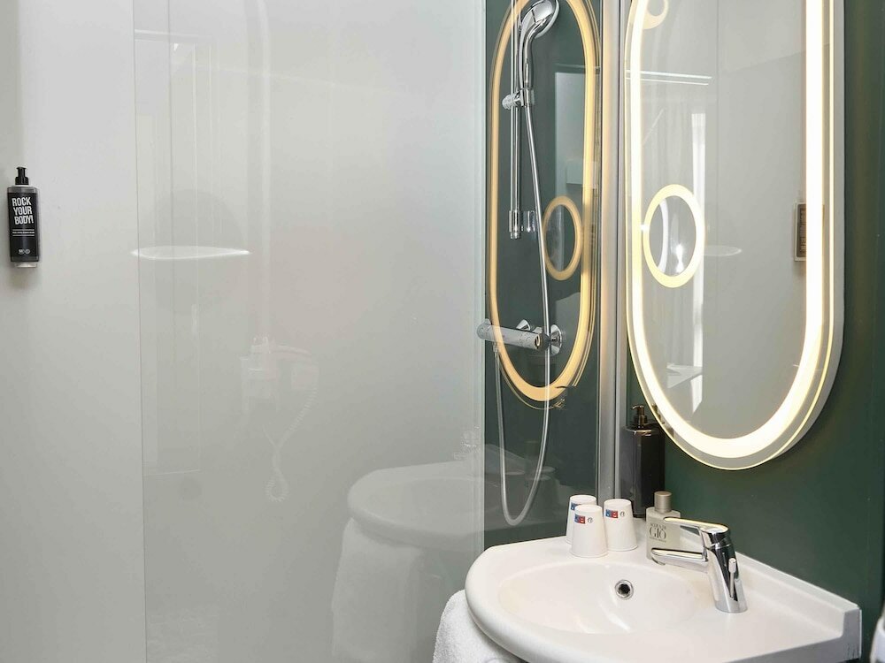 Фото Ibis Annecy Cran Gevrier