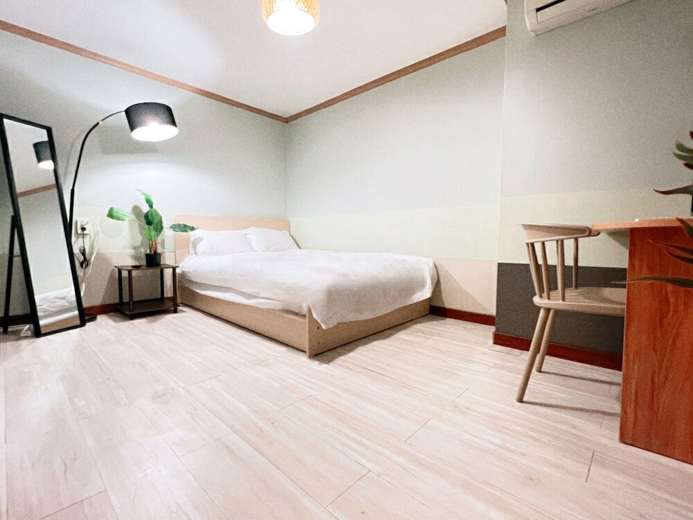 Фото Jnineguesthouse