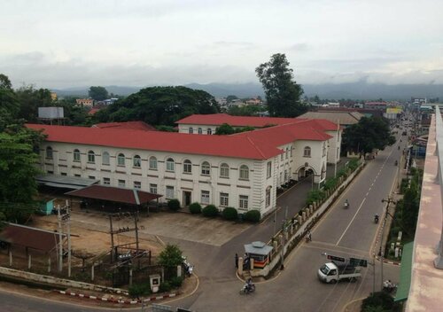 Гостиница Diamond Crown Hotel Dawei в Тавое