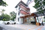 Base9 Airport Hotel
