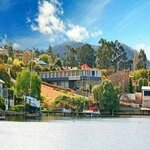 Waterfront Lodge Motel