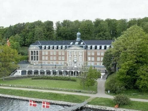 Гостиница Hotel Koldingfjord в Дании