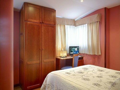Гостиница Hotel Villalegre в Авилесе