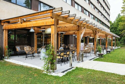Гостиница Appart'City Collection Genève Aéroport – Ferney Voltaire в Ферне-Вольтере