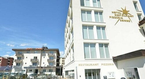 Гостиница Hotel Sonne St Moritz в Самедане