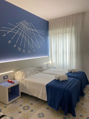 Гостиница Hotel La Meridiana в Сорренто