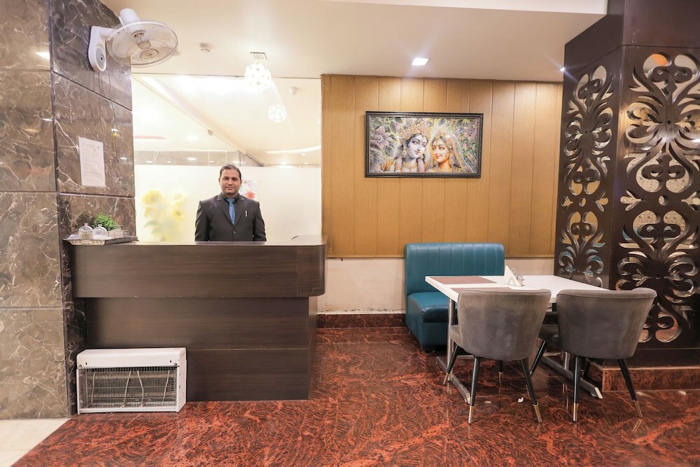 Фото Hotel Krishnam