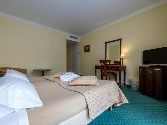Фото Hotel Churchill