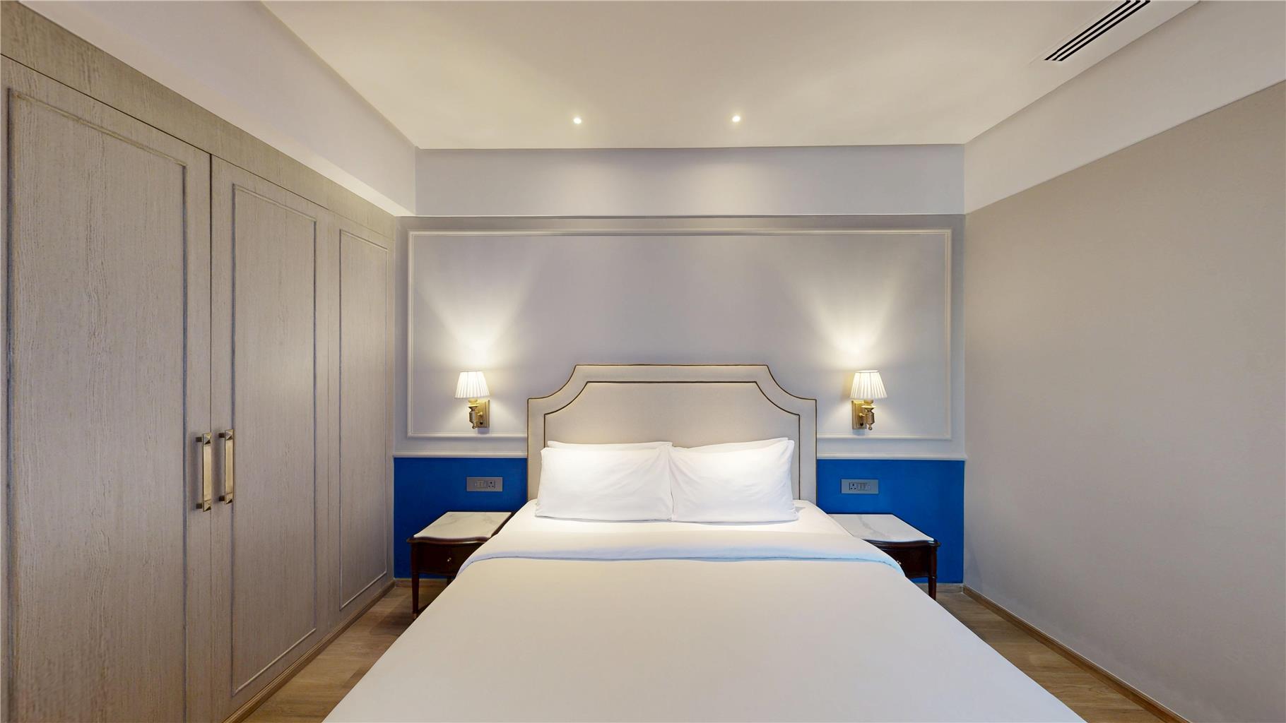 Фото Radisson Blu Marina Hotel, Delhi Connaught Place